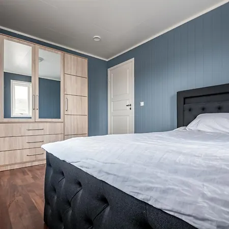 Vakantiehuis Seahouse With Panoramic Sea View