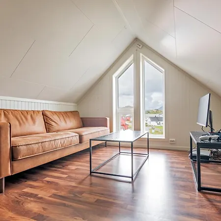 Seahouse With Panoramic Sea View *